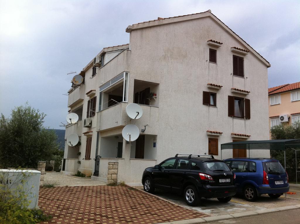 Apartment Lea Црес Экстерьер фото