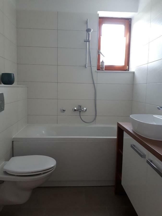 Apartment Lea Црес Экстерьер фото