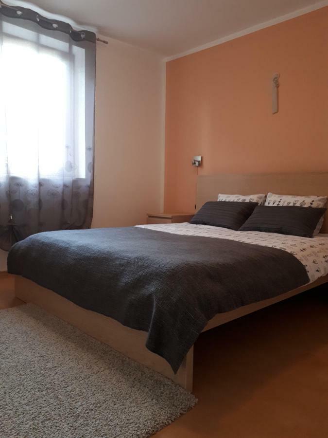 Apartment Lea Црес Экстерьер фото